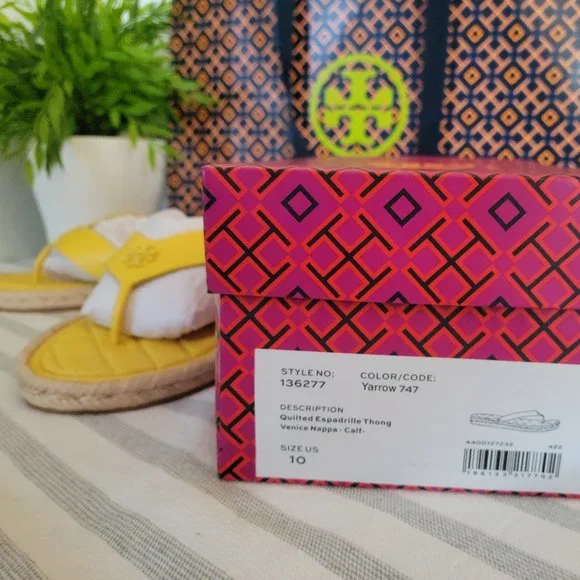 Tory Burch NIB Quilted Espadrille Thong Sandals - Picture 2 of 14
